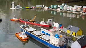 Tango and Tango XL with the Lioness and Arco Express. | Jersey Model Tug Association