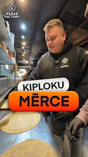 Kaut kas neredzēts - Edgars Aivars gatavo kebabu! 🌯 #kebabfactory | KEBAB Factory - Kebabnīca Rīgā