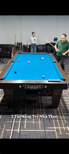 Billiards Showdown with Tài Năng Trẻ Nhà Tkon
