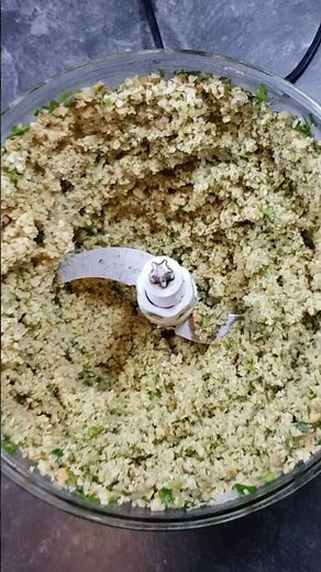Falafel selber machen: Rezept für den veganen Klassiker aus Kichererbsen