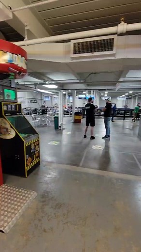 Tag someone who would win this game! #boxing #boxinggame #arcadegame #punchingbag #punchingmachine #fyp #viral