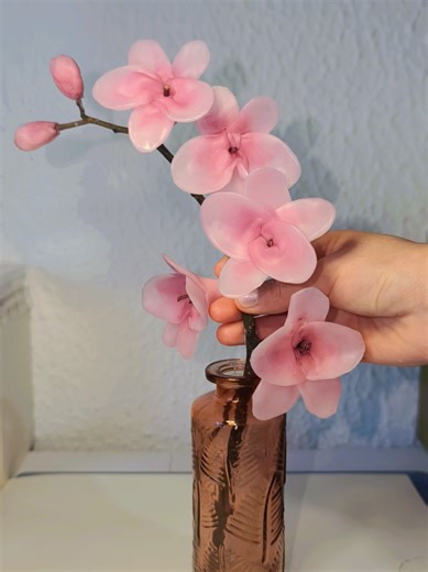 Handmade Cherry Blossom Wax Candles: A DIY Guide
