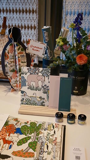 This month, Little Greene Founder and Managing Director, David and Creative Director, Ruth hosted a masterclass with @residencenl in the Netherlands. A truly inspiring day, sharing expertise in beautiful colour combinations with paint and wallpaper. | The Little Greene Paint Company