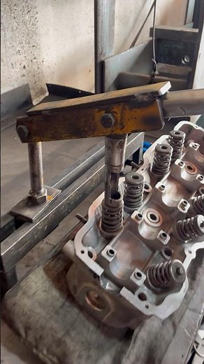 Useful Hand made Valve Spring Compressor ! #shorts #handmade #tools #diy #compressor #youtubeshorts