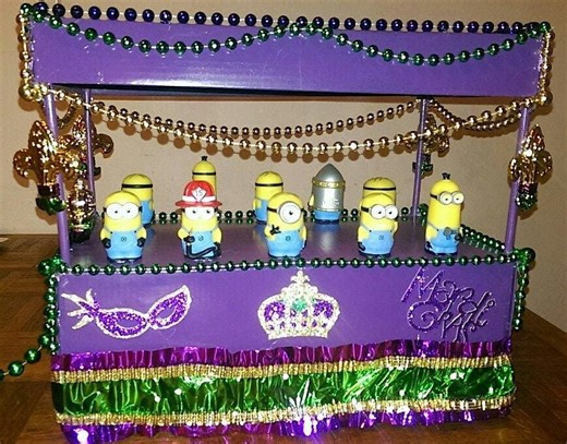 Neighborhood Mardi Gras Shoebox Parade