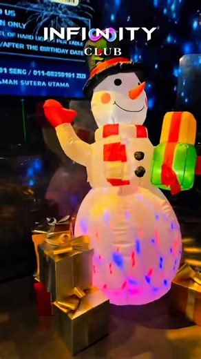 INFINITY CLUB on Instagram: "🎄✨ 来来来，平安夜不知去哪里玩？ 👉 就来 Infinity！🔥我们已经准备好为你带来超嗨的夜晚 🎧💃和朋友一起狂欢倒数 🕛🥂度过一个不一样的圣诞夜！✨🎅 🎄🎶 Don’t know where to go this Christmas Eve? 👉 Come to Infinity! 🔥✨ 🕛 Count down together ✨ Enjoy a Christmas Eve like no other! 📲 Reserve your table now to secure your exclusive spot 🥂✨ 🙋🏼‍♀️ For reservations and inquiries, contact us at ⬇️⬇️ 📞 01111259191（YM) 📞 011-28259191 (Boy) 📞 011-21259191 (Rino) 📞 011-62259191 (Seng) 📞 011-68259191 (Zizi) 📍 Infinity Club JB 