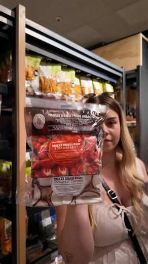 We know them, we love them, Woolworths Food at Walmer Park Shopping Centre is coming in hot with something healthy for the whole family! 🥗🍓 From fresh produce to wholesome ready-made meals, eating well has never been this delicious. Pop in and stock up today! 🛒✨ #WalmerParkShoppingCentre #WalmerPark #Walmer #Shop #Shopping #TheVeryBest #Gqeberha #GQ | Walmer Park, Shopping Centre