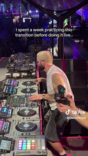 Mastering Live DJ Transitions: A Journey in EDC Mexico
