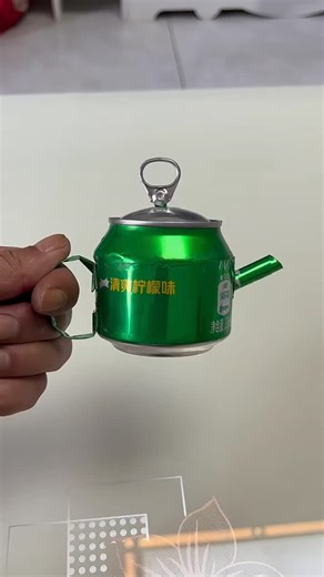 MichaeliaVibes on Instagram: "歡迎嚟到@MichaeliaVibes. 我哋會與你分享生活的小美好，舊物改造, 小品創作及搭配靈感！跟我一起探索建構美好，為生活添上驚訝及喜悅吧！.#配饰搭配技巧#简单实用搭配学起来#变美公式#颈链搭#变美公式#耳环衣服搭配技巧 #饰品搭配 #穿搭技巧 #教你变美#穿搭技巧#摆脱路人感#如何找到属于自己的穿搭风格#夏季穿搭 #色彩搭配#饰物搭配"