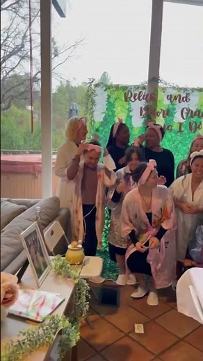 Spa party goals! This party was so much fun and the group was great. DIY facials and girls night in!