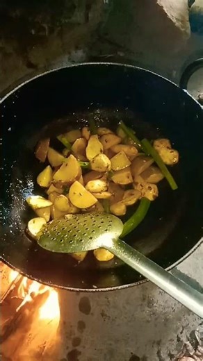 Potato,Taro Stem & Malabar Spinach Fry on a Traditional Chulha 🔥|Simple Odia Village-Style Cooking