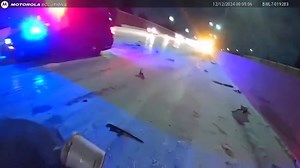 #MichiganStatePolice: An example of SLOW DOWN & MOVE OVER 🚨 When approaching a stationary emergency vehicle with its lights activated, motorists are required to: SLOW DOWN to at least 10 MPH below the posted speed limit, and MOVE OVER into an open lane, when it is safe to do so. In December 2024, troopers were investigating a multi-vehicle crash in #RoyalOak that had two left lanes blocked. During the investigation, a tractor-trailer driver failed to move over for emergency vehicles and plowed 