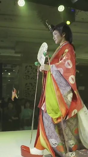 2.3K views · 33 reactions | A unique fashion show featuring Japanese kimono and Vietnamese ao dai has taken place in Hanoi | Việt Nam News | Facebook