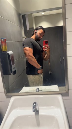 Natural Bodybuilder Flexing After Lift