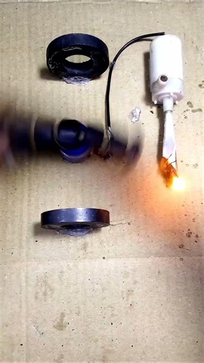 Smoke pump powered by magnetic energy •