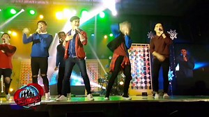 Heartthrobs at the Kapamilya Christmas Trade Event. Kiligity overload! ***video shot entirely with an ABS-CBNmobile phone. | Pinoy Boyband Superstar