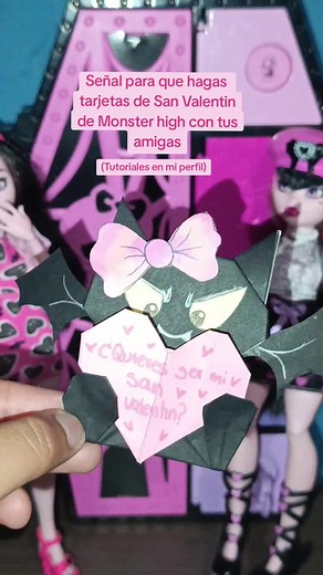 Tarjetas de San Valentín de Monster High con Draculaura