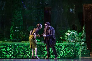 #OPERA Découvrez l'œuvre "Beatrice di Tenda" de Bellini mise en scène par Peter Sellars et dirigée par Mark Wigglesworth à l'Opéra Bastille jusqu'au 7 mars : https://bit.ly/3KDhP5f 🎵 Extrait avec Pene Pati (Orombello) et Theresa Kronthaler (Agnese del Maino). | Opéra national de Paris