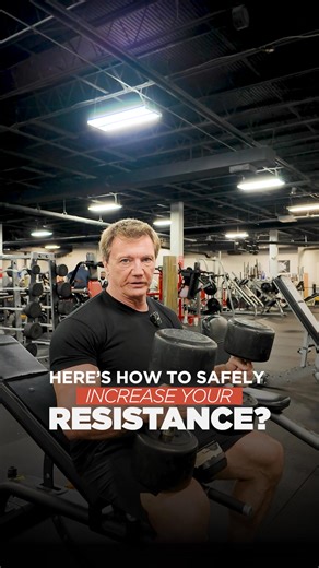 Natural Mr. Olympia (John Hansen) breaks down how to increase resistance safely 💪📈 PROGRESSIVE OVERLOAD 🔥 Muscles grow when you gradually increase weight, reps, or time under tension. CHOOSE CHALLENGING BUT CONTROLLED LOADS 🏋️‍♂️ Use a weight you can hit for 8–12 clean reps. If you breeze past that, bump it up. Once you’re hitting 15 reps, you’re mostly training endurance. SLOW, CONTROLLED MOVEMENTS ⏱️ Especially on the lowering phase. Slow eccentrics build muscle and tendon resilience. TRAC