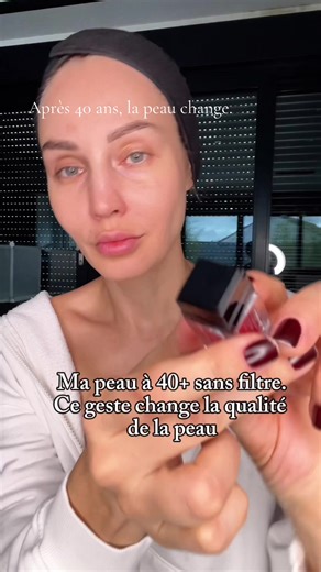 Après 40 ans, la qualité de peau devient une priorité. Le microneedling ne donne pas un “effet glow” instantané — il travaille la structure, la densité et la texture de la peau sur le long terme. Ce que j’aime : ✔ stimulation naturelle du collagène ✔ meilleure pénétration des actifs ✔ effet progressif et réel En ce moment, du 27 février au 5 mars : – La plupart des produits sont déjà remisés de -15% à -30% – 15% supplémentaires avec mon code MARY15 ⚠️ Ne participent pas à l’offre : Rejuvenation 