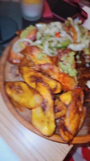 Souhaitez bon appétit à la TCHAKALANCE et surtout souhaitez lui bonne chance pour le futur bébé. | Prési Amot