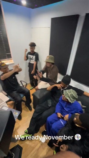 QWELLERS music soon 🔜 | LaCabra_Bully