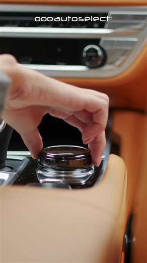 ¡Cada detalle habla de perfección! Tapicería de cuero creada con precisión, diseño y estilo para quienes valoran el lujo real. ️ Eleva el interior de tu vehículo con Autoselect. Escríbenos: 5510-0066 Contáctanos: 2382-8300  20 Calle 16-54 zona 10 | Autoselect | Facebook