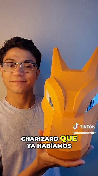 Cómo hacer una máscara de Cubone en papel