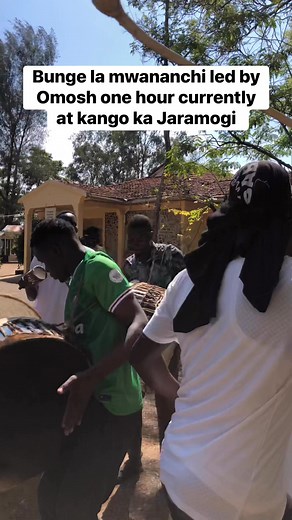 89K views · 2.5K reactions | Bunge la mwananchi led by Omosh one hour currently at kango ka Jaramogi #baba #RailaOdinga #trendingnow #viralreelschallenge #kenya #fypシ゚viralシ | Jooust Gossip | Facebook