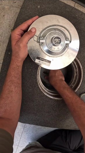 5.7K views · 24 reactions | How to use amsec round floor safe combination lock. #roundsafe #floorsafe #combinationlock #southbeachmiami | Calabrese | Facebook