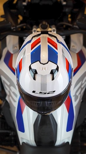 PowerSports International | Helmets | Jackets | Gloves on Instagram: "Built for daily rides that turn into long ones. LS2 Stream II delivers comfort, ventilation, and confidence—every single day."