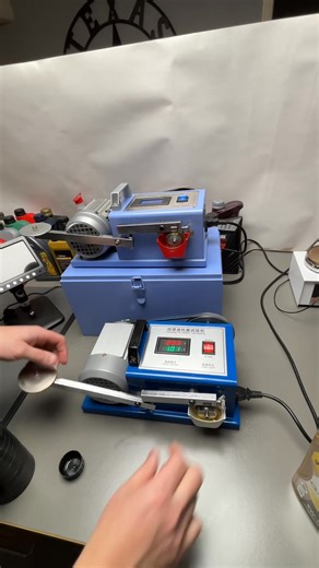 Testing Total Quartz 5W-30 oil — we’re checking how it mixes with the MG RED LINE additive and whether it improves durability and engine protection. #MGREDLINE #TotalQuartz #OilTest #EngineProtection #Performance #CarCare #EngineOil #OilAdditive #MotorProtection #CarMaintenance #AutoPerformance #MetalGuard #Lubrication #EngineLife #CarTesting #Automotive #PowerAndProtection #InnovationInLubrication #MechanicLife #TestDrive | Mgredline.se