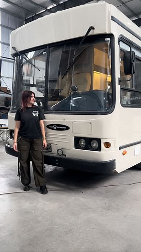 Aylu Lescano | Motorhomes artesanales y de lujo en Arg 🇦🇷❤️ #motorhome #sueños #sueñosymetas #emprender #emprendimiento #camper #camperizacion #turismo... | Instagram