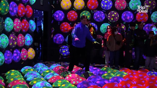 Thinking of going to the TeamLab Planets immersive art museum on your next visit to Tokyo? Here’s our tips to help maximise your visit: ⏰ A visit can last 2 to 3 hours, so make sure you eat first! 🚶 You will be walking through a wet and dark environment, shorts are required, mobility is essential. 📷 Capturing your experience is encouraged! Just make sure you have your device wet weather protected. 😉 Visit our blog for more 👉 https://go.tripadeal.com.au/japanblog #TripADeal #Sunrise #Japan #T