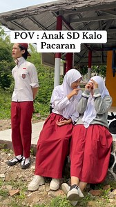 Perasaan gue pas sd dulu paling cuma maen su2an doang, kok anak sekarang pada berani ya🤔😂 #pacaran #anaksd #sd #bucin #bocil #anakayampiyik #ayampiyikmazaya #mazayaamania #viralid | Anakbuhajat