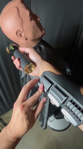 Barber Tutorial #barber #barbero #fades #fadehaircut #homeoffade #selfmadebarber #menshaircut #hair
