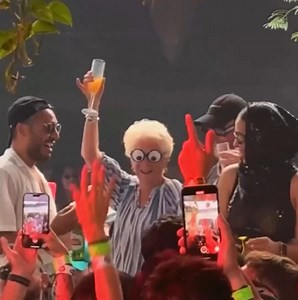 9K views · 89 reactions | Who let their Granny out?  Sadly not Ibiza, but these scenes from Space in Miami were too good not to share.  We hope we’re still going when we’re grey haired and wrinkled. ♥️ Tag your future OAP party buddy.  | Ibiza Club News | Facebook