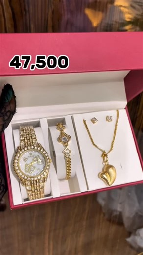 Lucy Chinonso / House of luxury collections on Instagram: "Timeless pieces for timeless love❤️ make her heart sparkle this valentine, the perfect gift for the one who means everything 🥰 This valentine say it with jewelry from @houseofluxurycollection_ Kindly send your order via WhatsApp 07026549894 Visit our store store 28b Adebayo Doherty Lekki 1 Disclaimer: As required by law , House of luxury collections_ has no affiliation, sponsorship nor any partnership with any of the designer brands pos