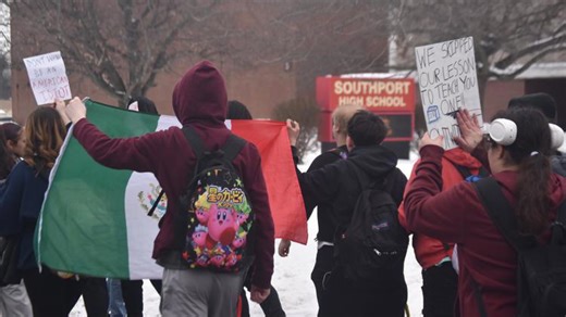 What are students' First Amendment rights to walk out of class in protest?