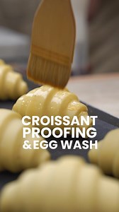 To obtain visible contrast and good amount of volume on your croissant, it comes down to your proofing settings and your egg wash timing. In the midst of proofing the croissants, you can gently apply your egg wash, personally I prefer twice to get more caramelised colour. Wan’t to know more about viennoiserie and baking tips? Follow for more! DM for offline class. #Oldmanteh #Pastry #Croissant #Viennoiserie #Baking #Bakingtutorial | Oldman Teh