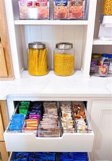 Clear containers zones = immediately finding what you are looking for! 🙌💙 Watch until the end to see this incredible pantry transformation by @organize_prioritize! SHOP online: http://container.store/43tyf9x | The Container Store