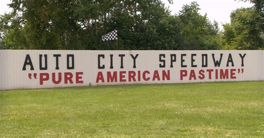 Unruly crowd mars weekend event at Auto City Speedway