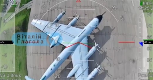 Operación telaraña: los videos de cómo los drones que ocultó Ucrania en Rusia atacaron a los aviones de Putin