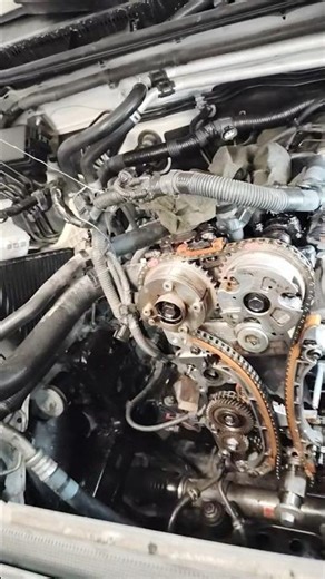 parado 2tr fe engine timing #automobile #engineblock #mechanic #garage #smartphone