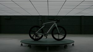 466K views · 1.4K reactions | No glue, no joints, no compromise. Superstrata is the first true unibody bike 3D printed in continuous carbon fiber composite. Don't miss out the holiday deal! | Indiegogo | Facebook