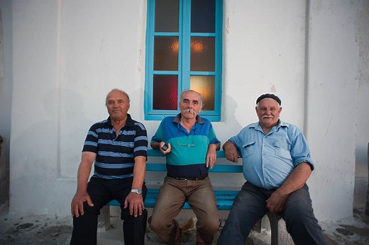 Most Common Greek Gestures and Their Meaning - GreekReporter.com