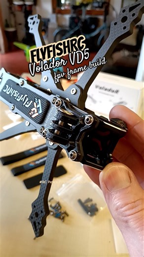 NEW! BUILDING PRO FPV DRONE #FLYFISHRC VOLADOR II VD5 FRAME UNBOXING BUILD REVIEW CADDX DIGITAL DJI