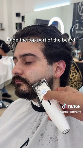 Italian Beard Tutorial: Master the Faded Goatee Style