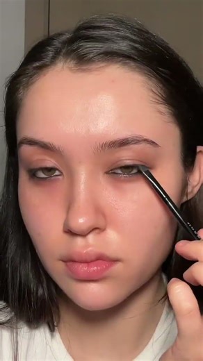 Can you make tired look good? 😏