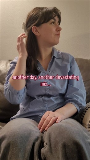 The Music by Madds Podcast on Instagram: "Check out my playlist highlight bubble for more mixes!! #musicbymadds #taylorswift #chappellroan"